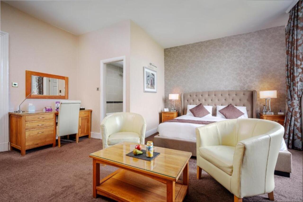 Burnley North Oaks Hotel And Leisure Club Extérieur photo