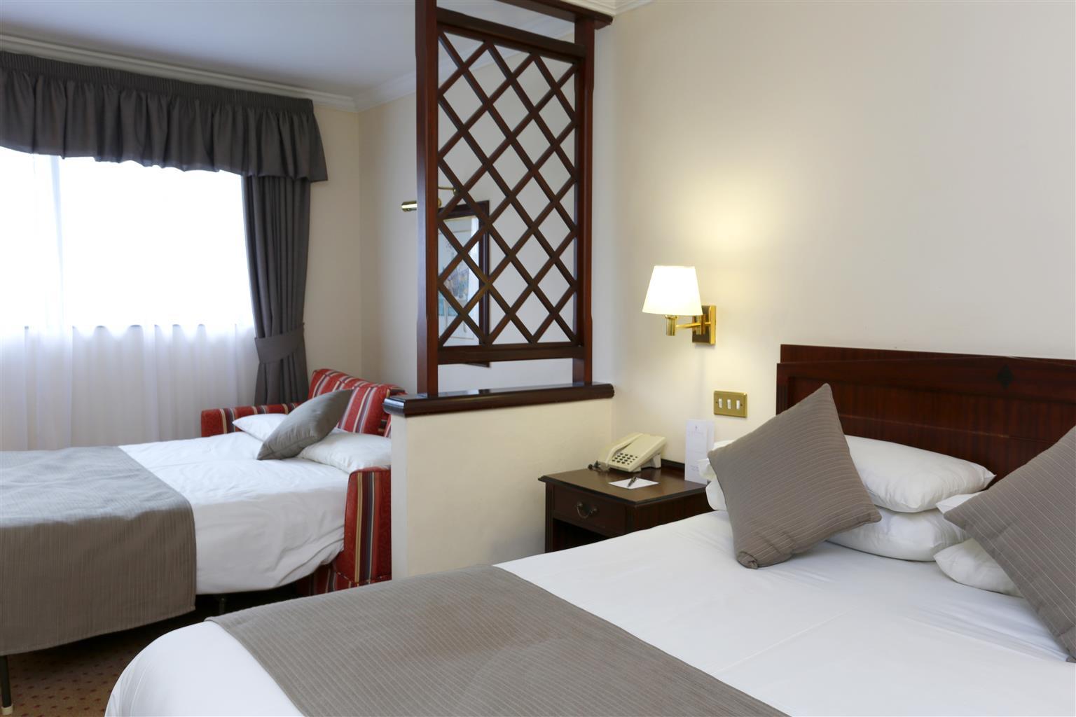 Burnley North Oaks Hotel And Leisure Club Extérieur photo